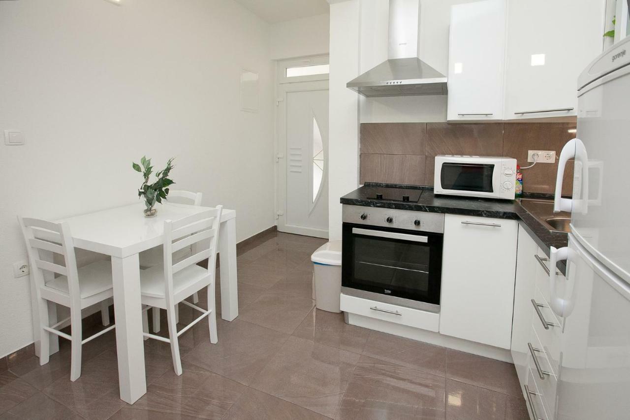 Apartman 1 扎达尔 外观 照片