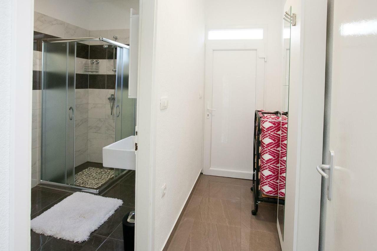Apartman 1 扎达尔 外观 照片