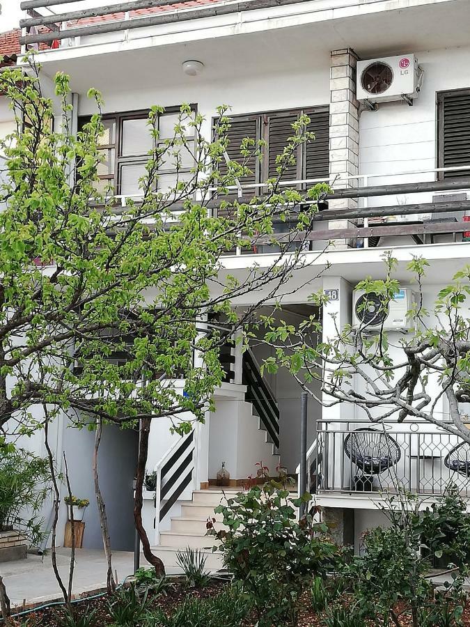 Apartman 1 扎达尔 外观 照片